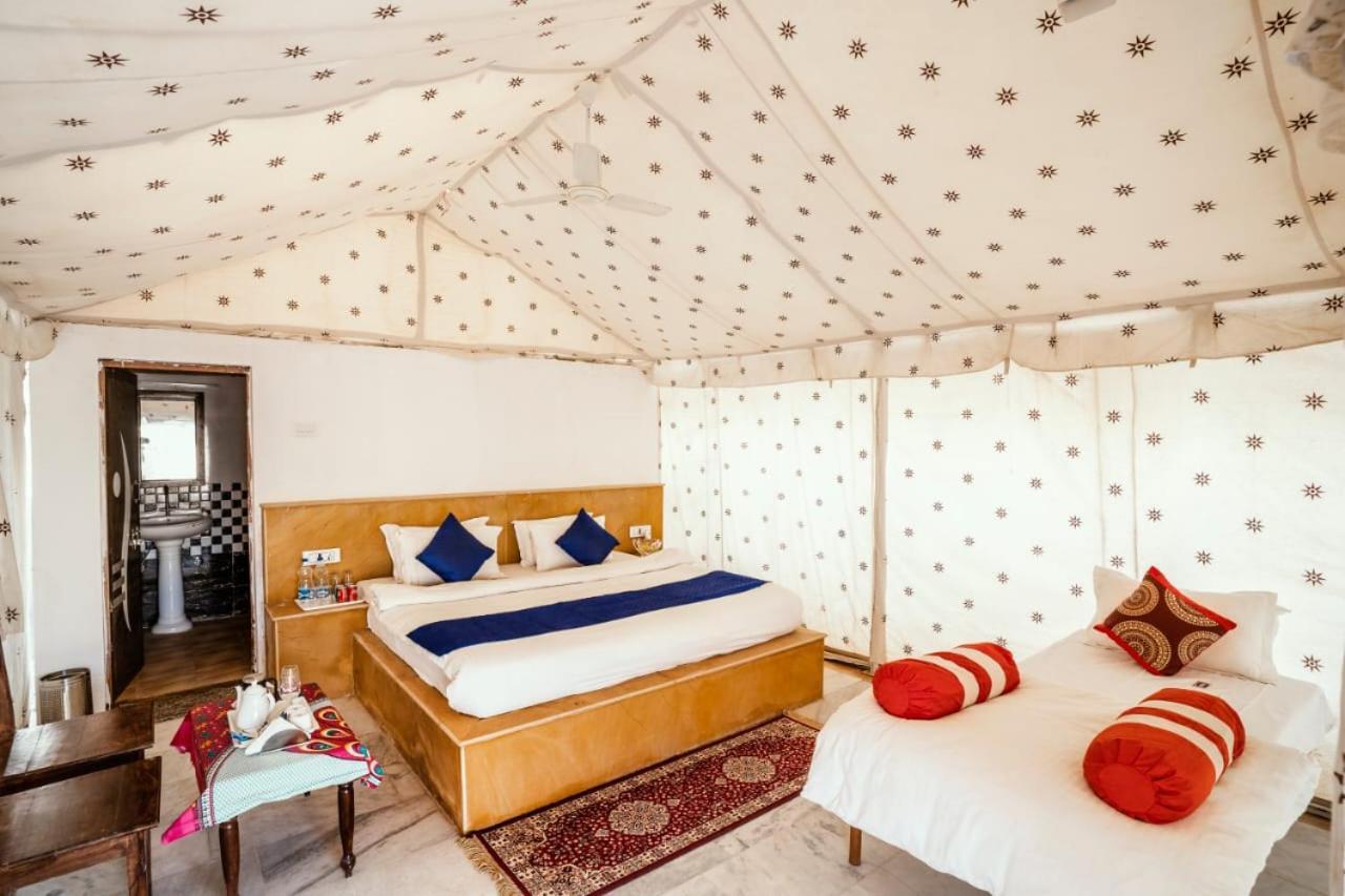 Sām Kai Kabila Desert Camp מראה חיצוני תמונה